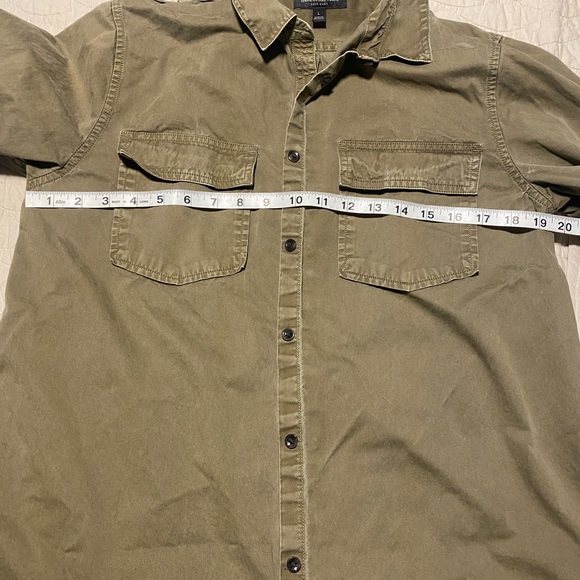 Banana Republic women’s shacket. Size Lg. - Picture 2 of 4